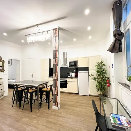 Urban Flat 101 - Maire * Paris